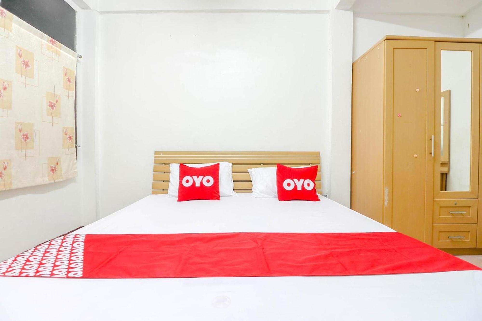 Oyo 525 Mrt Phetkasem 48-1 Place Bangkok Exterior foto